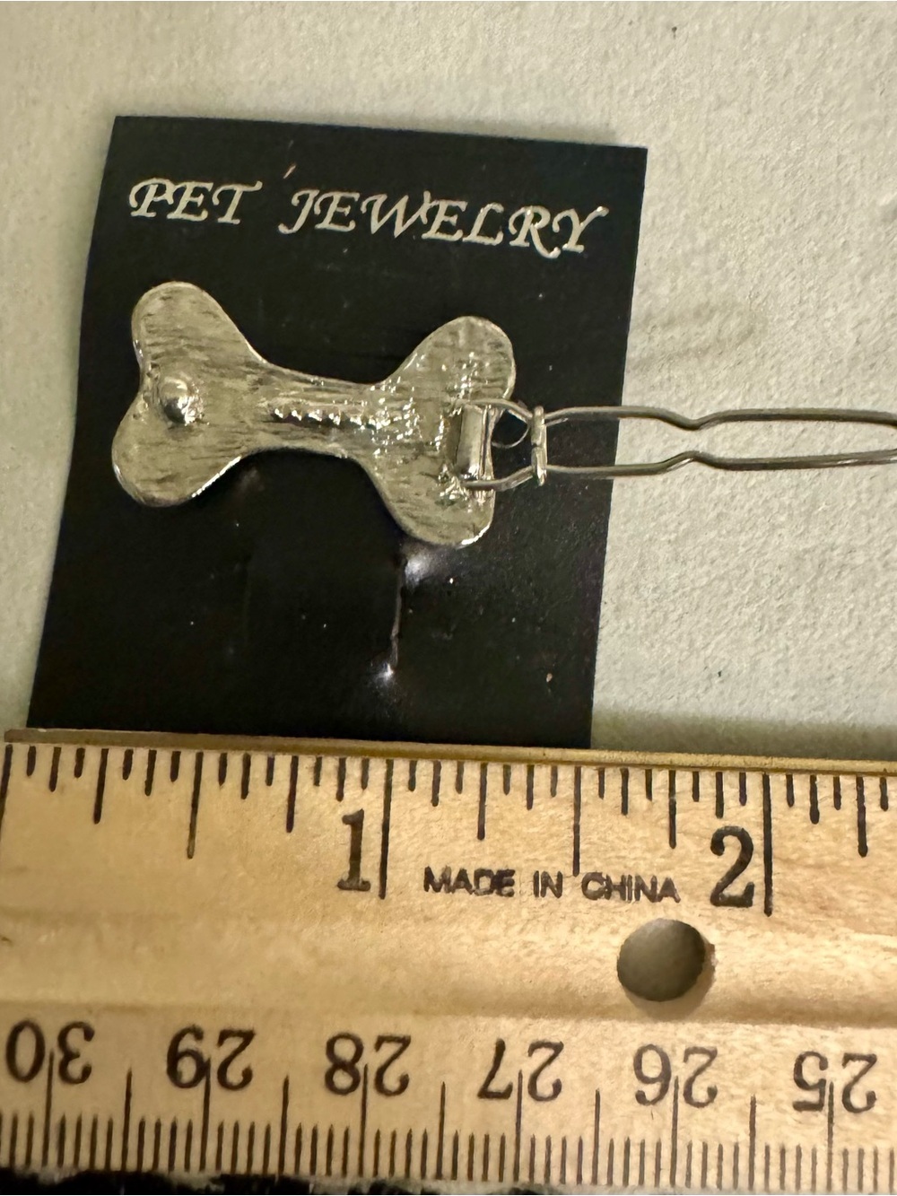 Silver Crystal Bone Dog Hair Clip - Picture 5 of 5